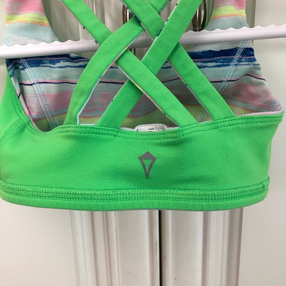 SIZE 6 - Reversible Ivivva by Lululemon bra - Picture 10 of 11